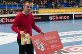 Hráči FK ERA-PACK Chrudim podpořili Eričkovu léčbu